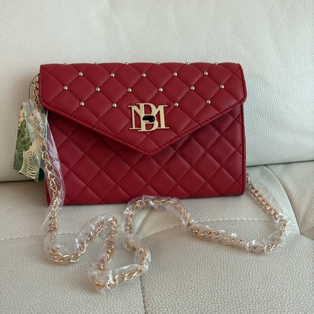 Badgley Mischka Crossbody Diamond quilting bag $129 Retail
